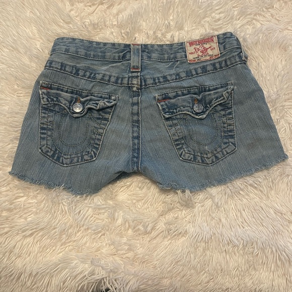 SOLD True Religion Jean Cut Off Shorts Size 29 - Picture 3 of 7